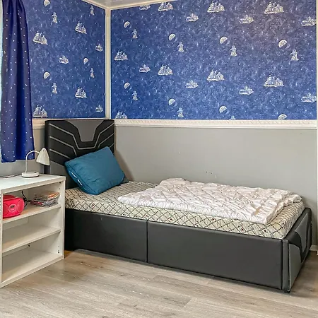 4 Bedroom Pet Friendly In Haroy * Steinshamn