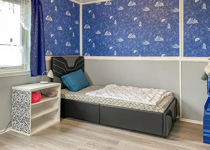 Pet Friendly In Haroy * Steinshamn